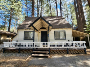 Cozy central Tahoe cabin, 2br/2ba/3bed near Heavenly Ski Resort